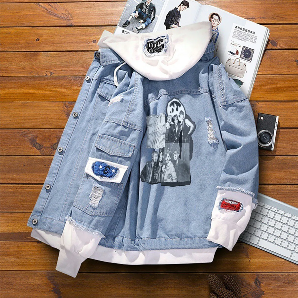 Arirang World Tour themed printed hooded denim jacket, streetwear style retro jacket Group portraits around the Korean group