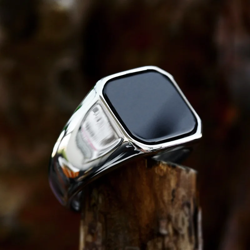 BEIER New Vintage Stainless Steel Bright and minimalist black stone ring FashionCool Jewelry BR8-1055