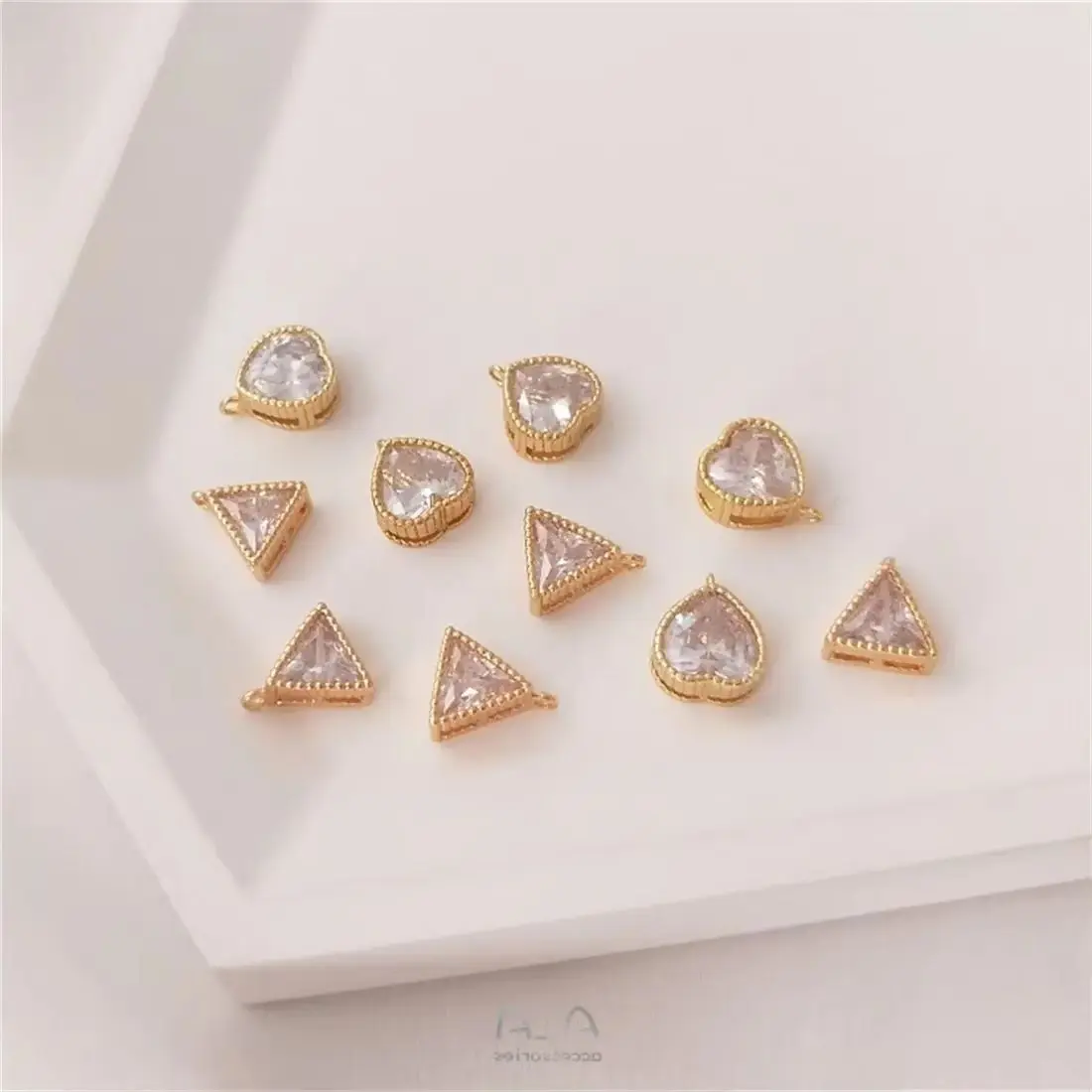 1PCS 14K Solid Gold Inlaid Zircon Heart Triangle Pendant with Hanging Beads, DIY Bracelet, Earrings Accessories, C222