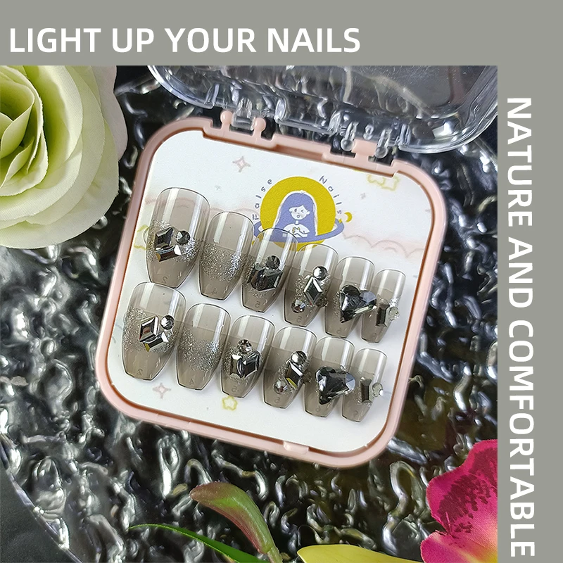 

Deep Gray Ice Transparent Nail Art Handmade Press on Nails Wearable Nail, Heart-Shaped Gemstone Solid Color Simple Nail Art