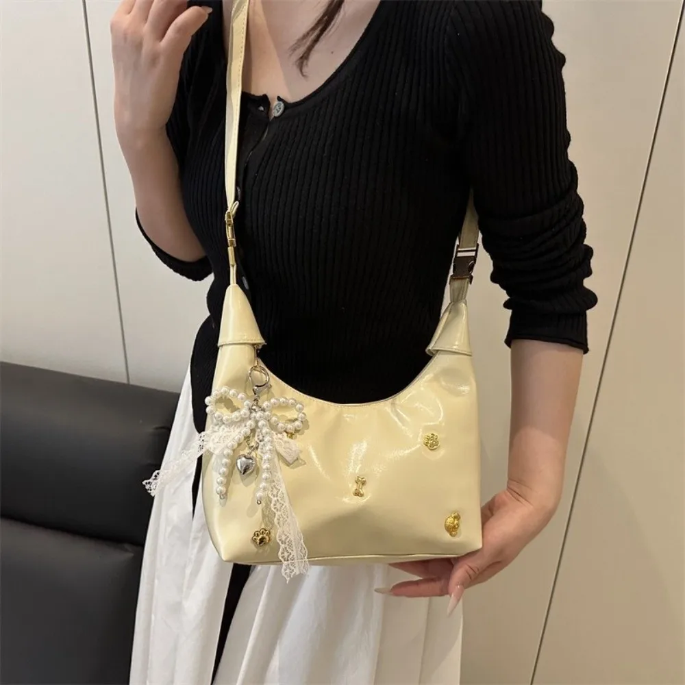 

Fashion Luxury Bow Pearls Shoulder Bags Temperament Leisure Leather Crossbody Bags Commute Versatile Women's Handbags Daily