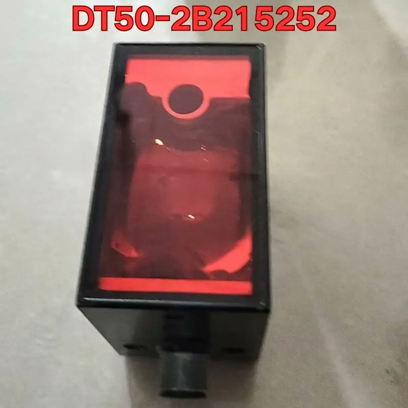 

Бывший в употреблении тест функции датчика DT50-2B215252 обычно. Новейшее предложение 2026 года.