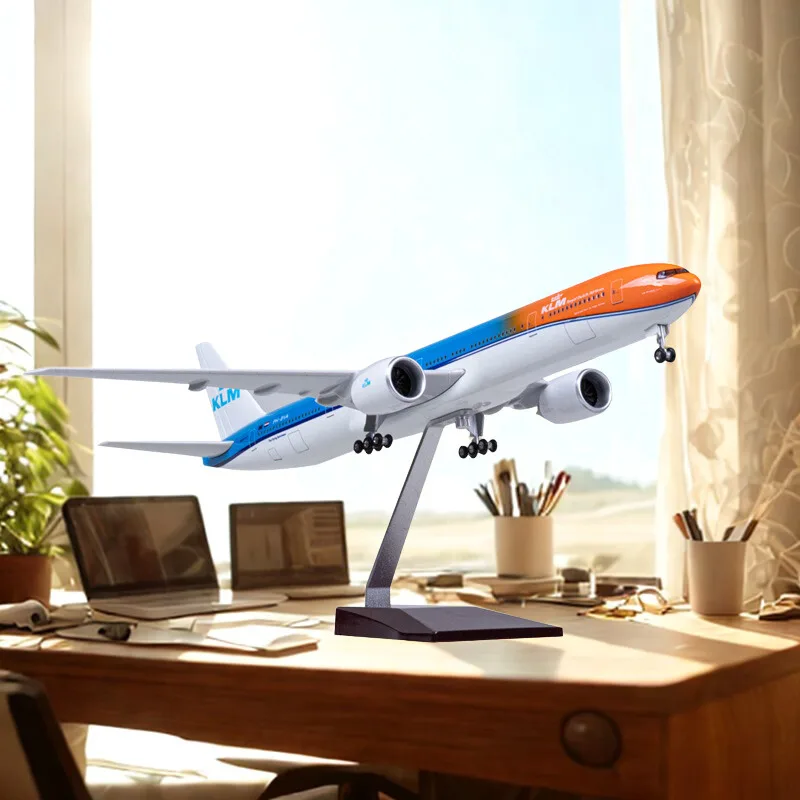 

47CM 1/157 Scale Netherlands B777 Aircraft KLM Air Airlines Orange Model Diecast Resin Plane Collection Display Toys Gifts Fans