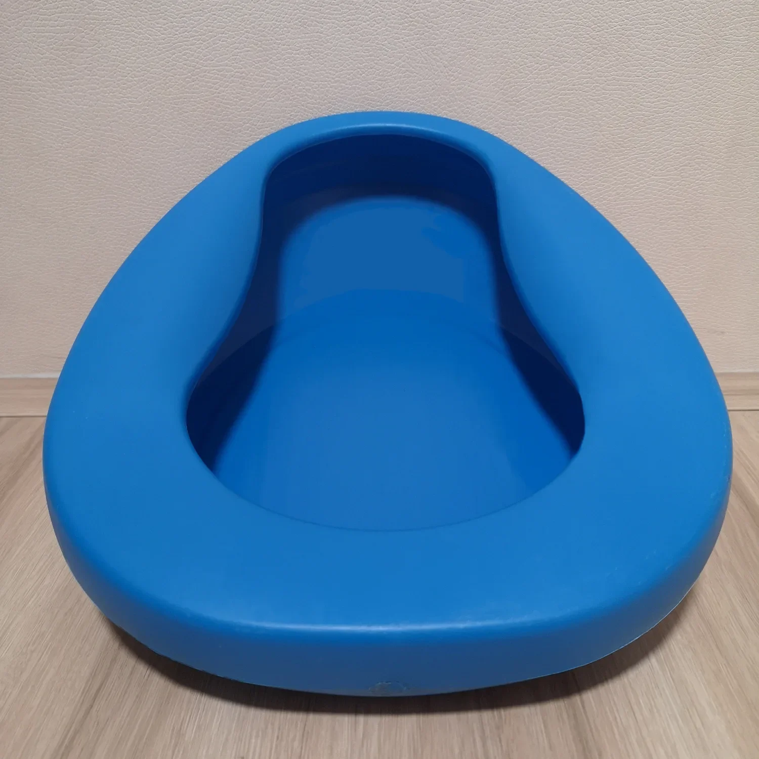 Adult Potty Hurt Kids Bedridden Elderly Patients Bedsore Toilet Bedpan Suit for Home Hospital Nursing Room Bed Care Basin Blue