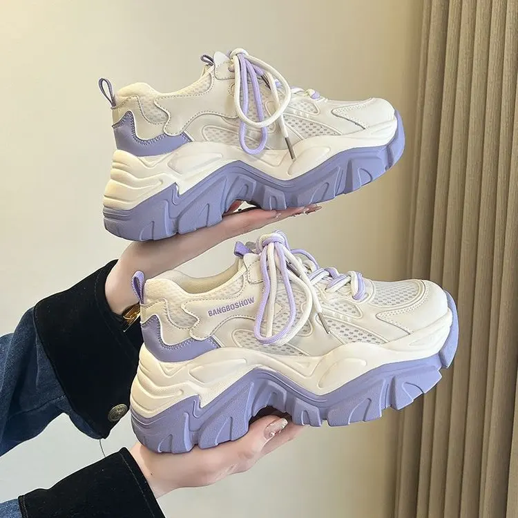 

Lightweight sports running shoes for women 2024 spring new mesh campus style Forrest Gump daddy all-match casual trendy shoes