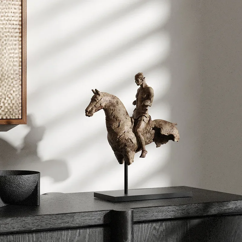 Abstract Horse Rider Sculpture Fragmented Art Ornament Resin Horse Hotel Office Desktop Decoration Unique Gift for Art Lovers