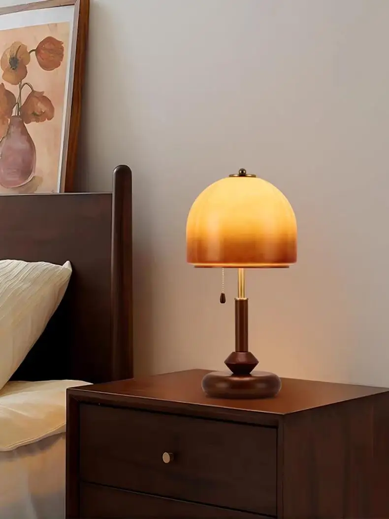 Retro Table Lamp Atmosphere Suitable