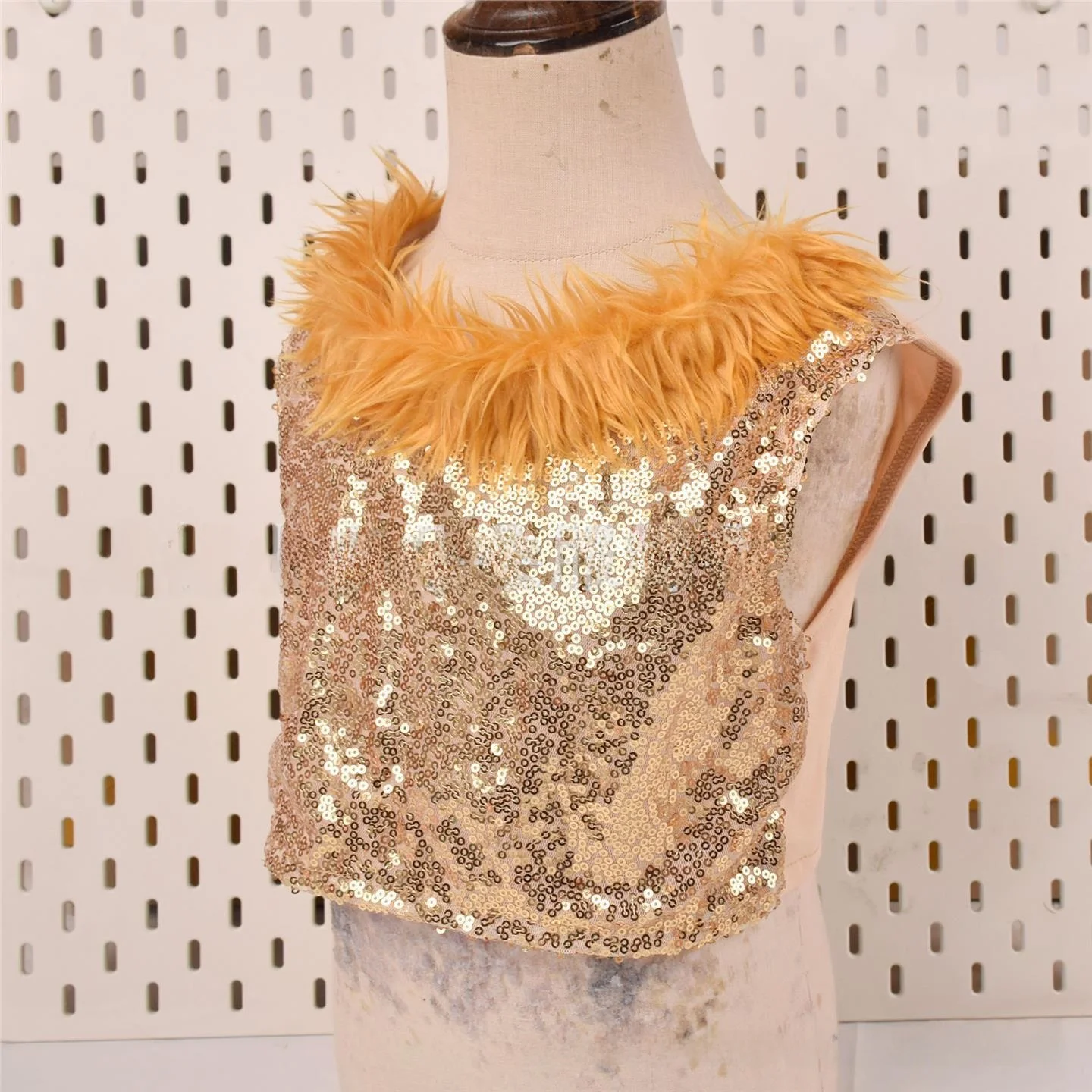 Ensemble d'ortes d'animaux Lion taille haute, tenue de spectacle, Costume de célébration de la journée des enfants, marque chinoise d'été KTV Dr