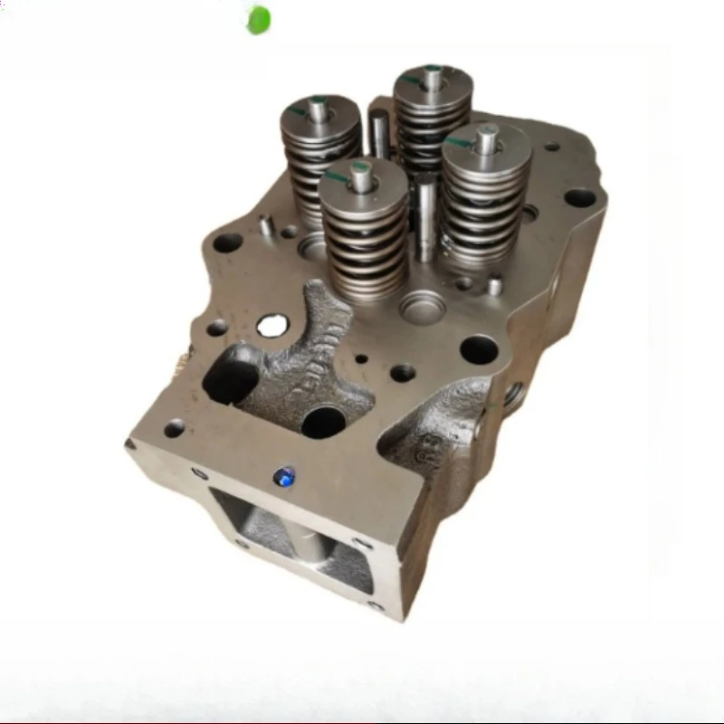 Supply of QST30 spare parts cylinder head assembly 3093478/4068673/3094189/3092557