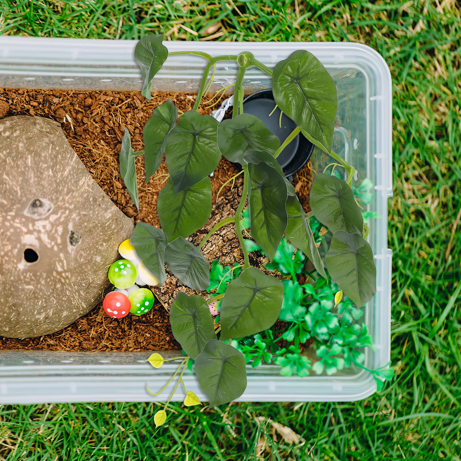 

Versatile Use Reptile Tank Plants with Suction Cups Artificial Lizard Habitat Decorations Lightweight Portable