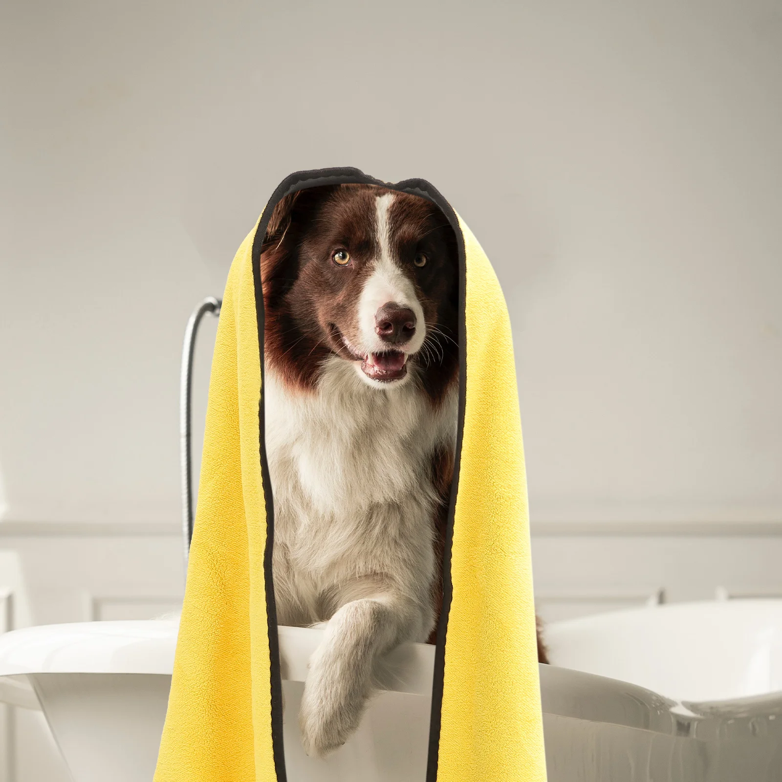

Soft Comfortable Pet Bath Dog Drying Grooming Yellow Microfiber Towels Quick Drying Thickened Enlarged Reusable Dog Bath Towels