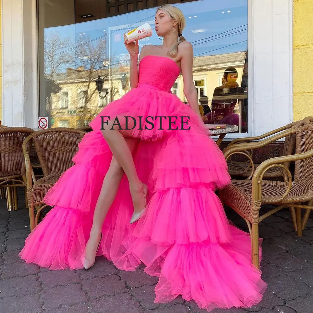 

Elegant Tiered Ruffles Tulle Prom Dresses Strapless Sleeveless Pleat Evening Dress Wedding Party Gowns Robe Femme Soirée