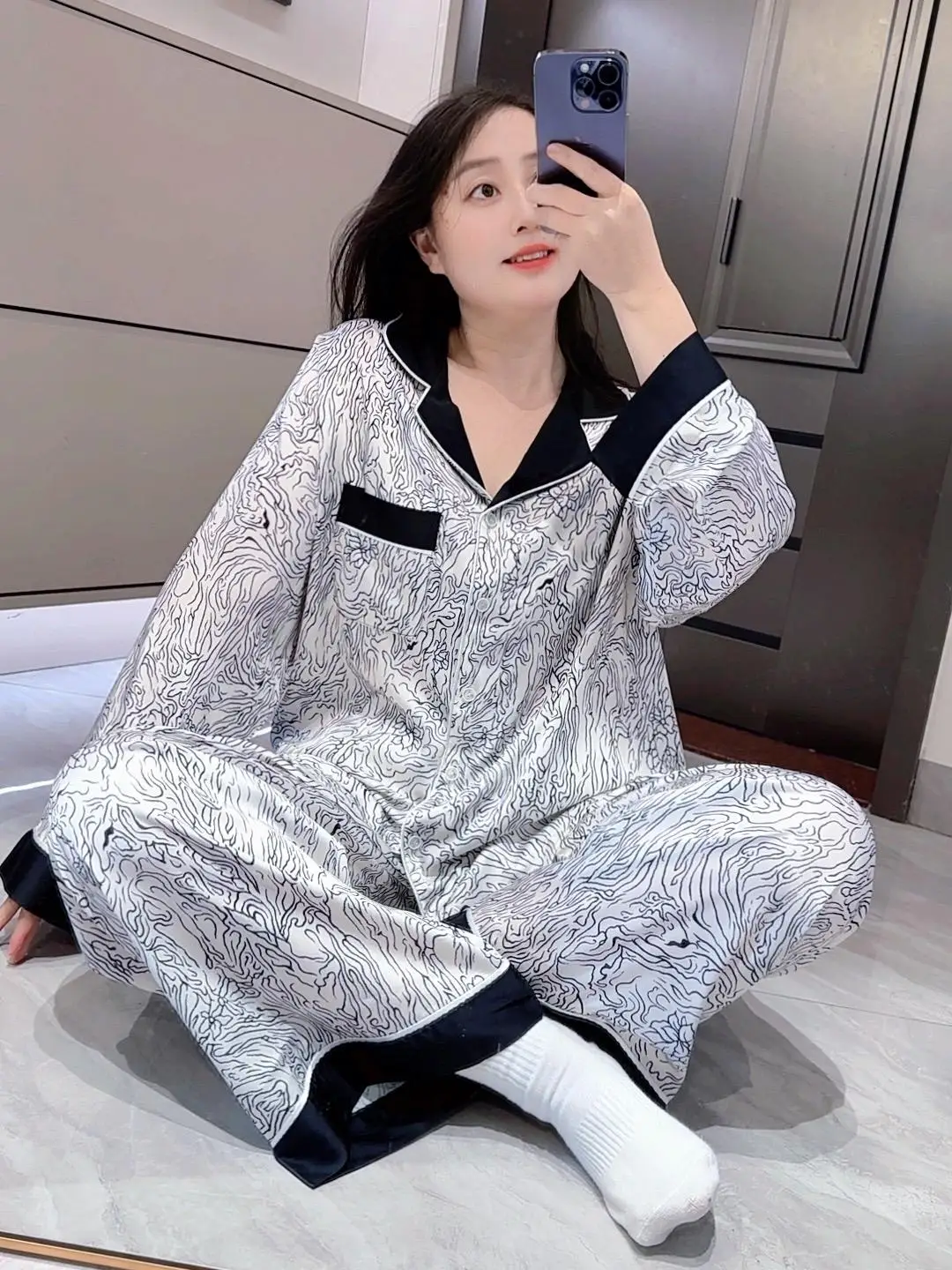 Ladies' Ice Silk Long Sleeve Thin Home Clothes Spring Autumn Season Striped plus Size Comfortable Sleepwear Soft Polyester Fa...