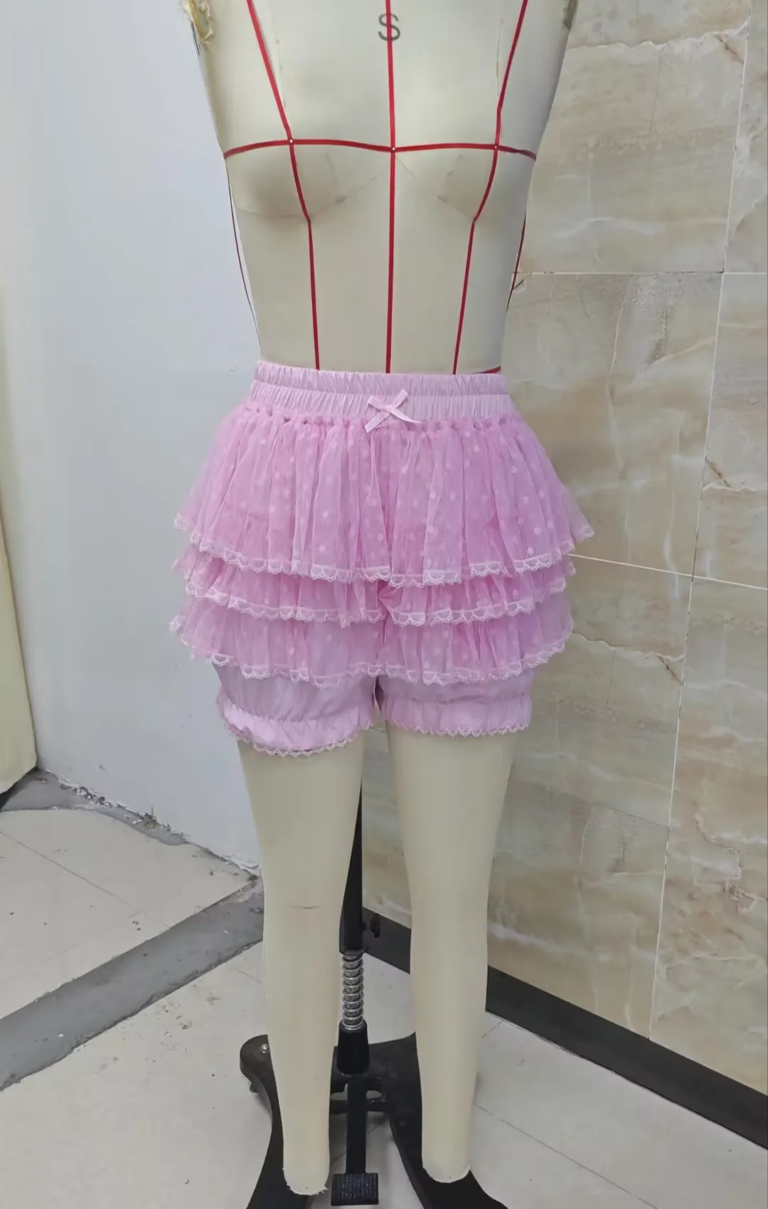 Women Summer Bloomer Shorts Dot Print Tiered Mesh Elastic Waist Short Pants