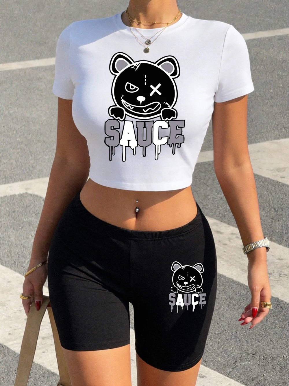 

Summer Melted Cartoon Bear Printed Crop T-Shirts Shorts Womans Two Pieces Set Tops Pants Slim O-Neck High Elastic Soft Clothes