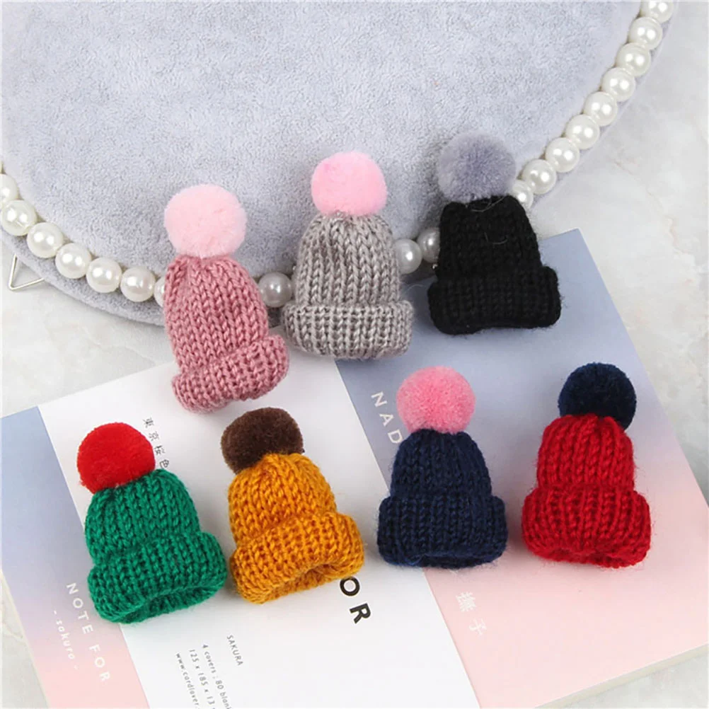 

Children Toy Mini Knitted Hats Winter Accessories Finger Brooch Accessory Jewelry Decor