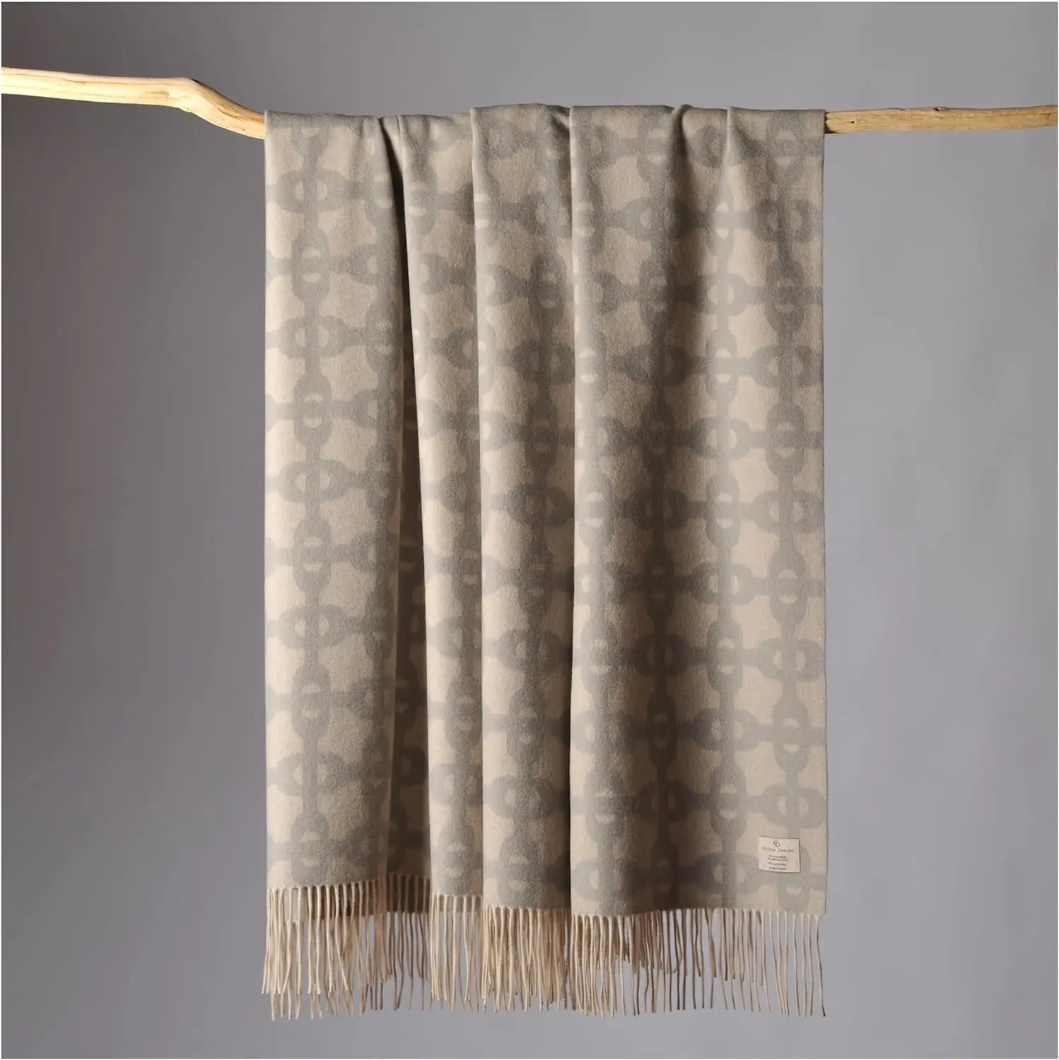 

Premium Cashmere Throw Blanket with Fringe, Luxuriously Soft (Chain Jacquard)