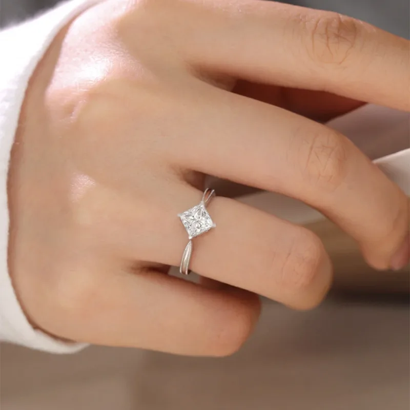 Xiaoyan 100% S925 Silver Mini Diamond 5 * 5mm Princess Square Ring, Wedding Matching Ring, Daily Anniversary Gift