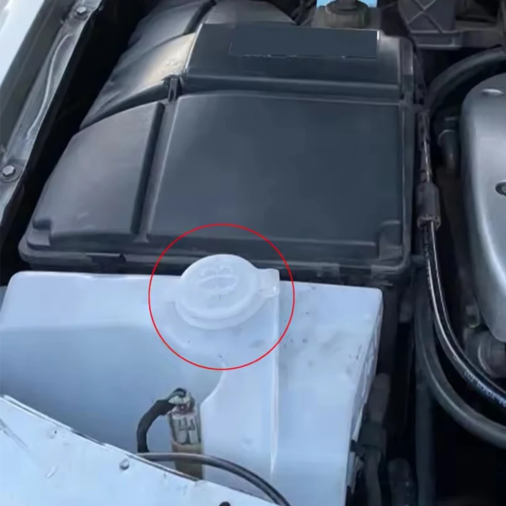 1Pc A1638690508 White Car Windshield Washer Reservoir Cover For Mercedes-Benz ML-CLASS (W163) ML320 ML350 ML430 ML500 ML55 AMG