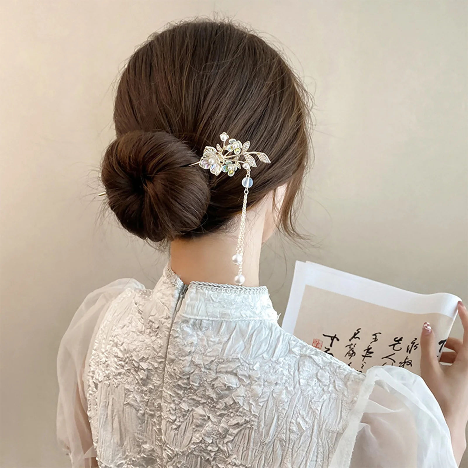FORSEVEN Retro Chinese Style Hair Clip Crystal Long Tassel Step Shake Hairpin Sticks Bride Noiva Wedding Party Hair Accessories