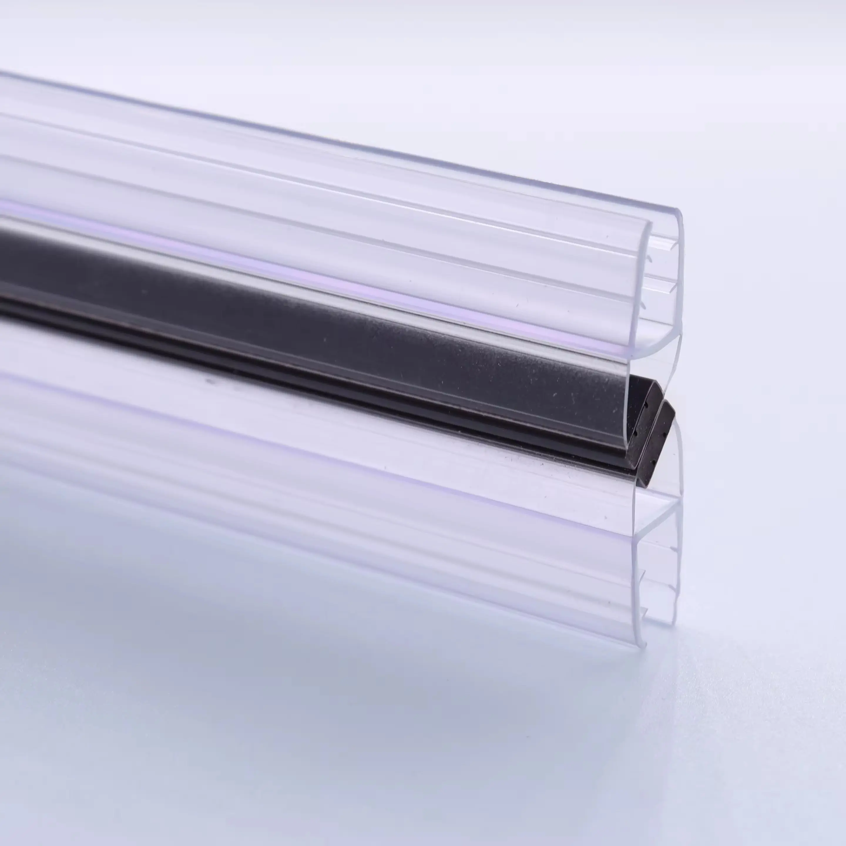 Customization Factory Wholesale Super Clear Black PVC Plastic Profile 90 Degree Magnetic Sealing Strip for Doors