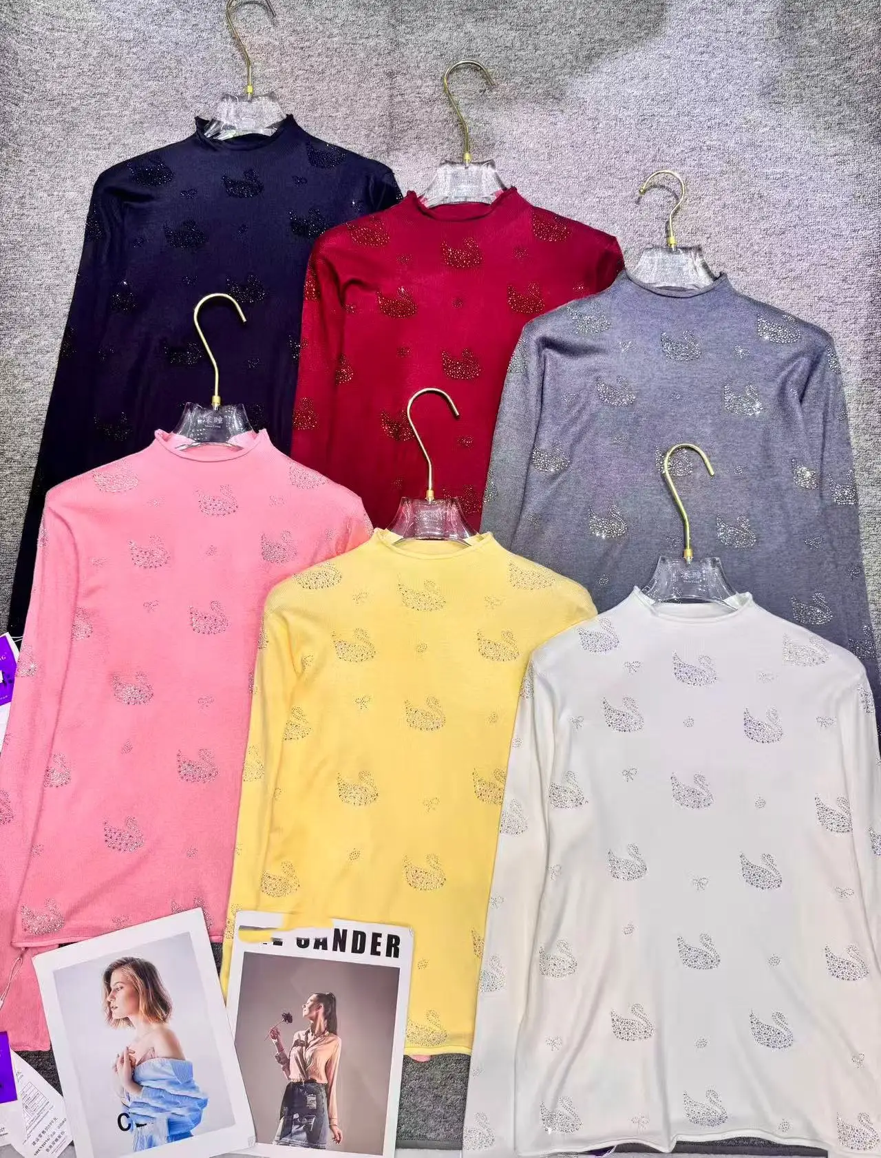 신상 반짝이는 다이아몬드 핫 드릴링 슬림핏 스웨터 여성 가을 겨울 이너 니트웨어 탑 니트 풀오버 여성 의류