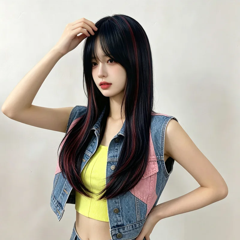 Trendy highlighted hairpiece for women, with a bang in the shape of an eight, made of matte silk and rose net