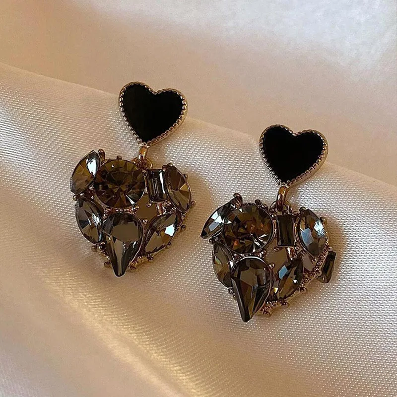 

luxury earrings big brand woman Hanging Heart earrings 2024 New Popular Crystal Earrings for Women