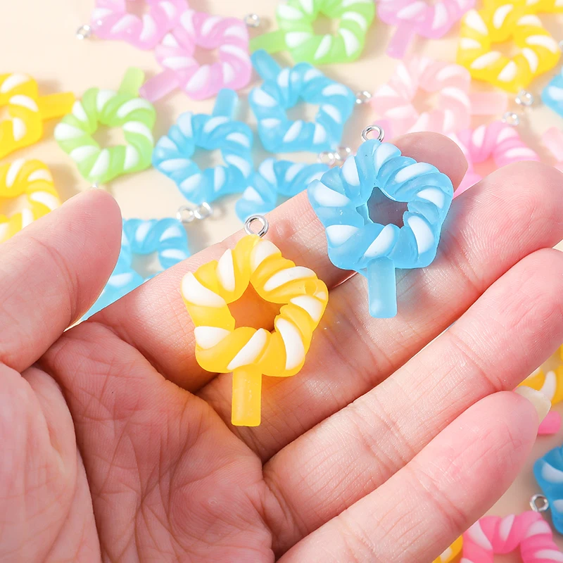 Zufällige Mischung 10/20 Stück Bunte Harz-Anhänger Niedliche Imitation Tier- Obst- und Lebensmittelserie Anhänger für DIY Schmuckherstellung Zubehör – Detail 9