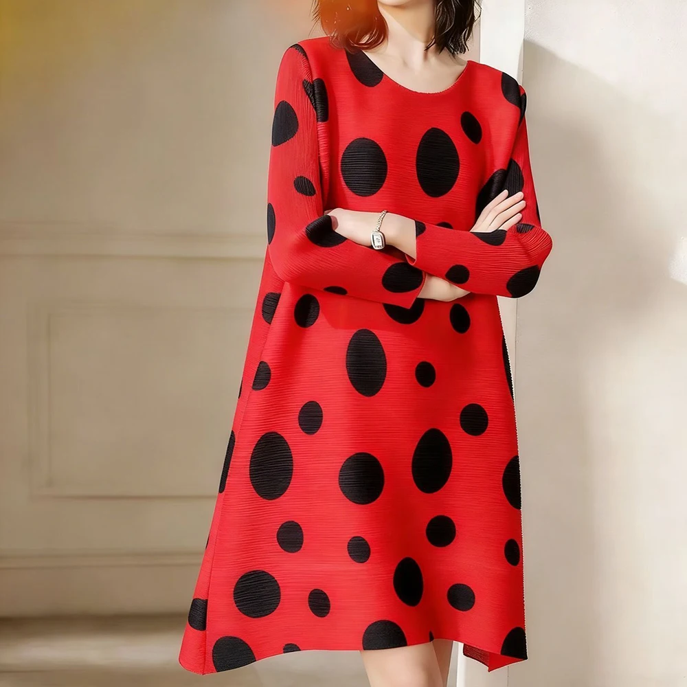 

New light red polka dot printing pleated dress 2026 spring and autumn fashion foreign style loose and thin skirt