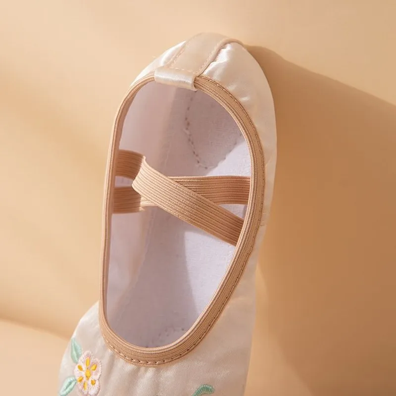 Classical Dance Ballet Shoes Girls Satin Practice Slippers Split Soft Leather Flat Sole Yoga Gymnastics Embroidery Hanfu Costume