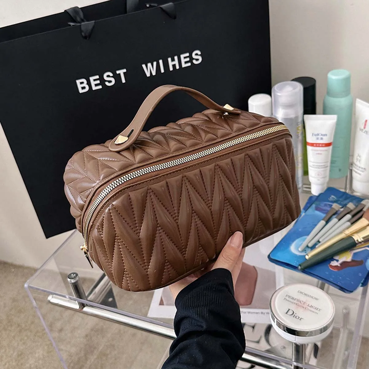 Premium pu Makeup bag High appearance level large capacity fashion travel toiletry bag Hot new solid color cosmetics storage bag