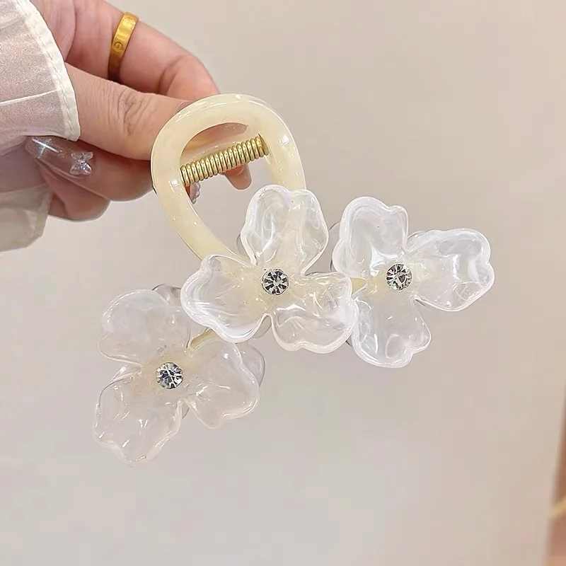 Nuovi fermagli per capelli da donna piccoli artigli per capelli con fiori freschi Clip per accessori per capelli con forcina per ragazze copricapo