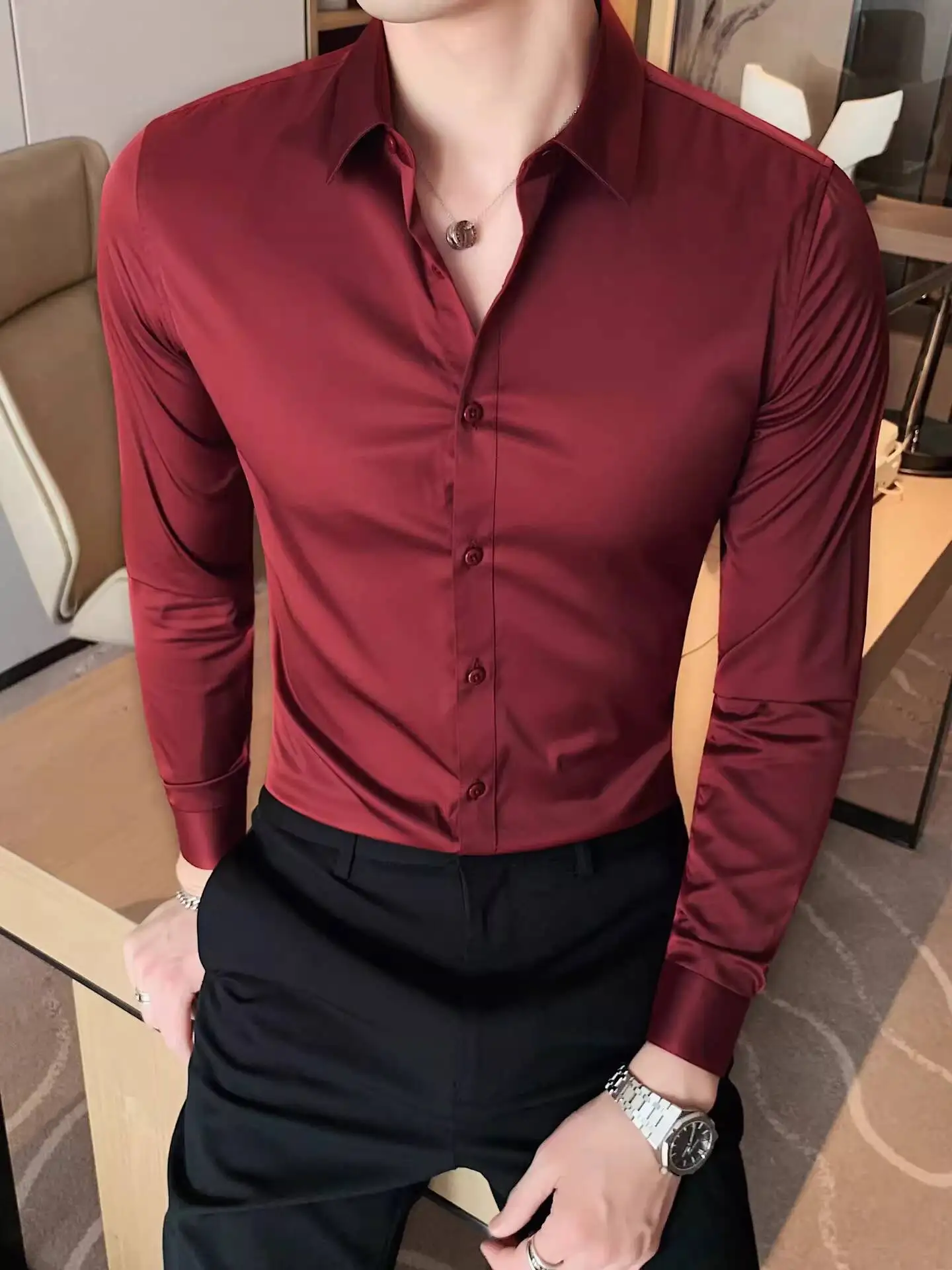 High-End, Stylish Gray Long-Sleeve Suit Shirt For Men, Stretchy, Slim-Fit, Business Formal Wear, Fleece-Lined Black Shirt,
