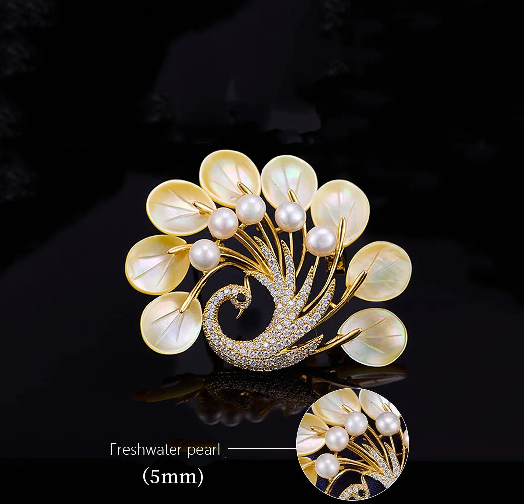 Open-Screen Peacock Brooch Freshwater Pearls High-end Natural Shell Pin Coat and Suit Accessory Jewelry Birthday Gifts for Women
