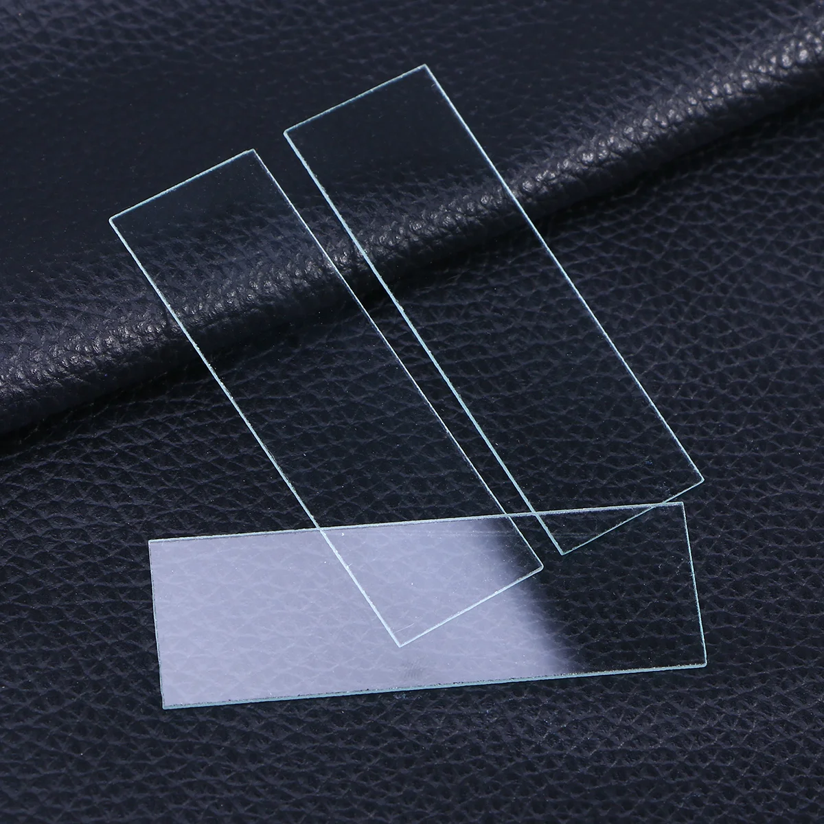 

50Pcs Microscope Slides Glass Vacuum High Clear Optical Slides for Biology Research Chemistry Medical Forensic Veterinary