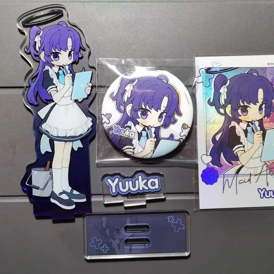 

Anime Blue Archive Hayase Yuuka Cosplay Acrylic Stand Model Plate Desk Decor Badge Brooch Pin Clothes Backpack Decoration