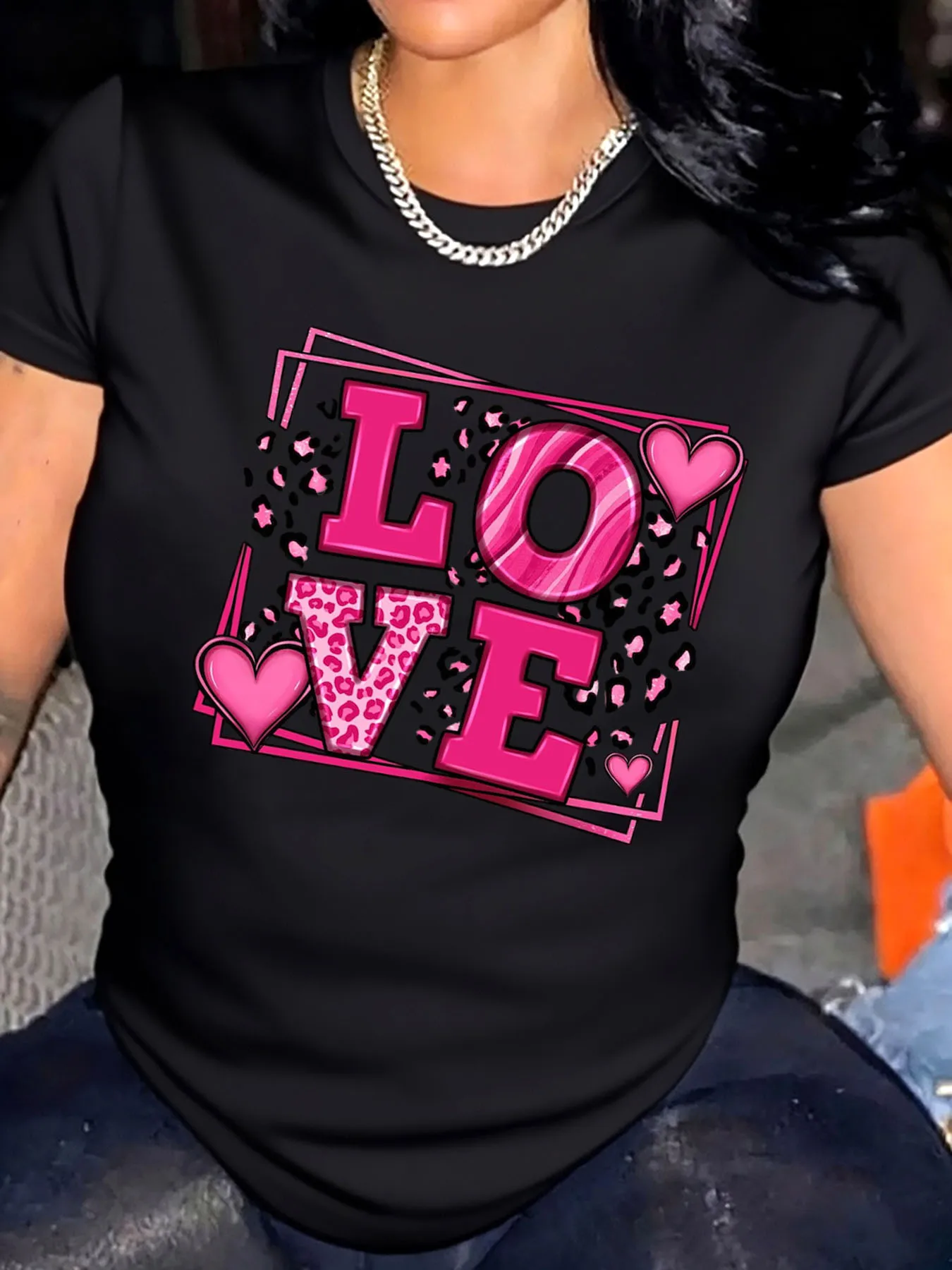 

Женская футболка больших размеров на день Святого Валентина с леопардовым принтом и сердечком, уличная одежда