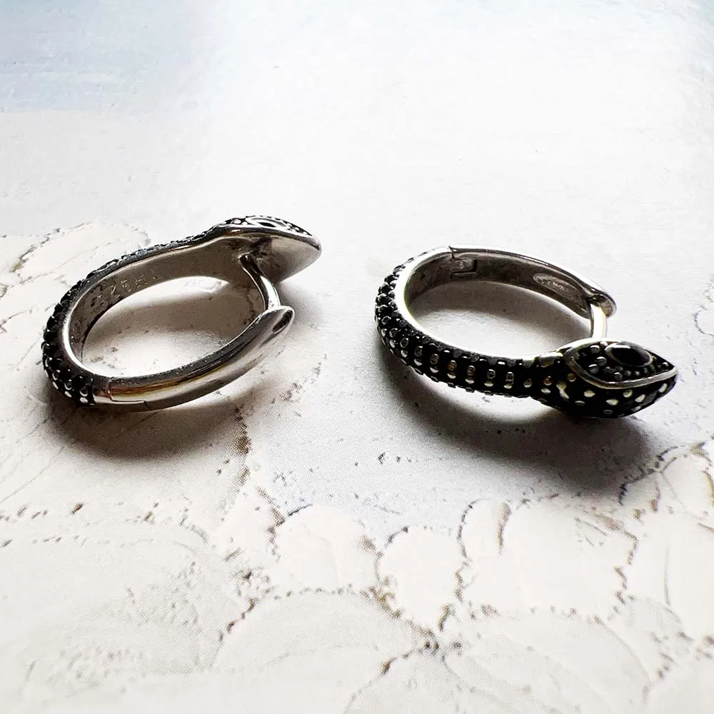 Geschwärzte Schlangen-Creolen, kreativer feiner Schmuck für Damen und Herren, Vintage-Geschenk aus 925er Sterlingsilber – Detail 7