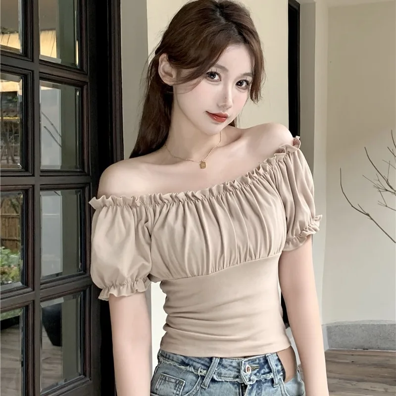 짧은 쇄골을 강조하는 여자 블라우스 추천 및 평가
