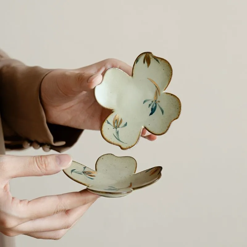 

Chinese Antique Gold Hand-painted Butterfly Orchid Holder Creative Ceramic Tea Holder Household Tea Cup Tea Tray Holder ZG332