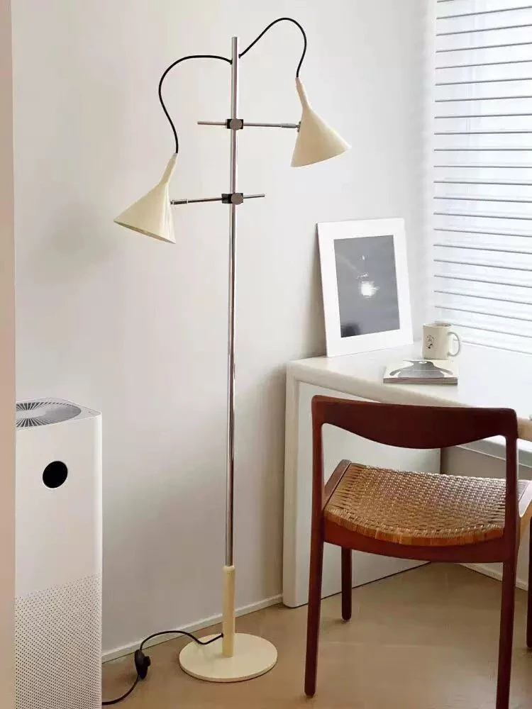 Middle French Cream Style Pisces Living Room Floor Lamp Bedroom Bedhead Study Room Adjustable Simple Retro Atmosphere Lamp