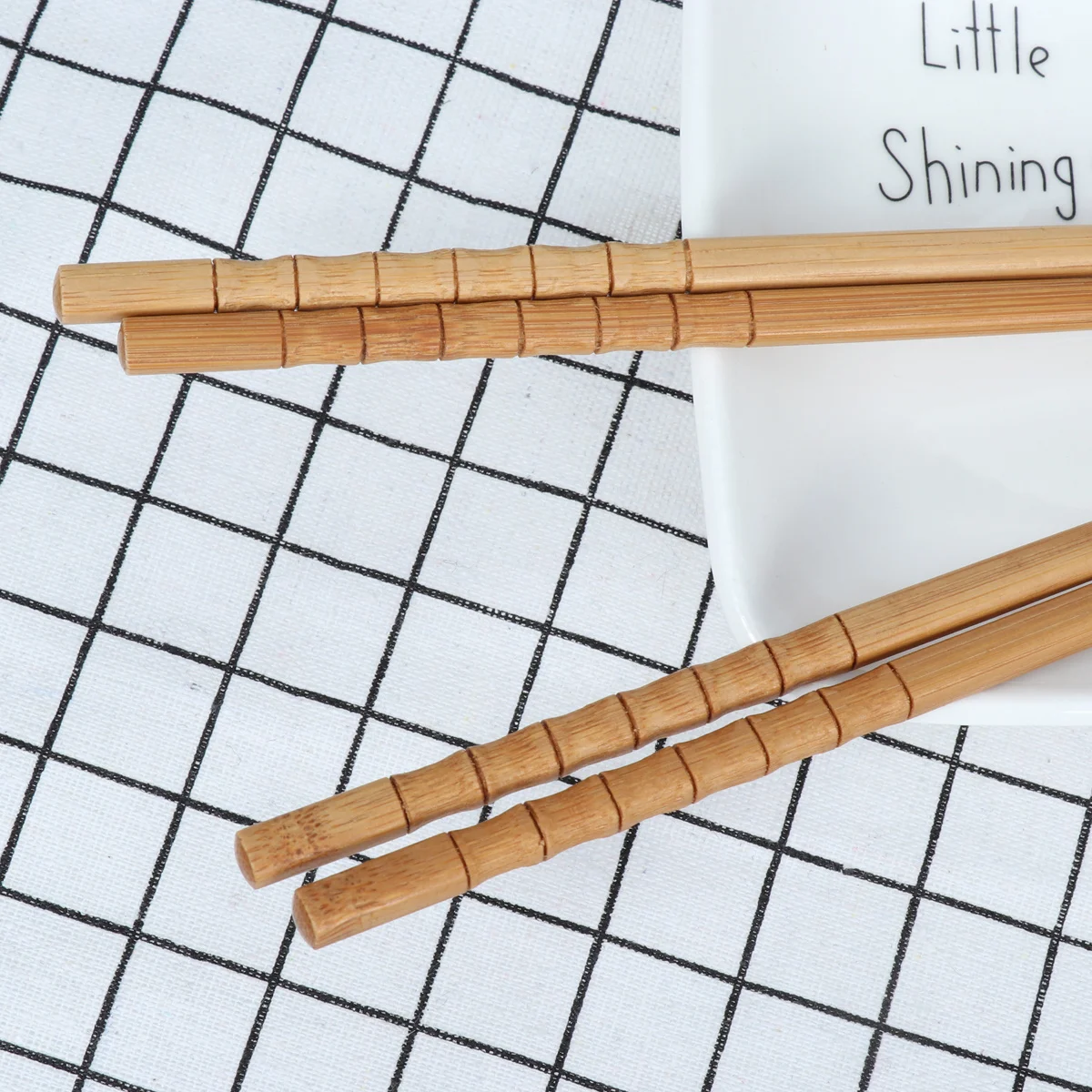 

20Pairs Bamboo Chopsticks Healthy Wax Free Reusable Kitchenware Food Serving Chopsticks Kitchen Tool Kitchen Ware