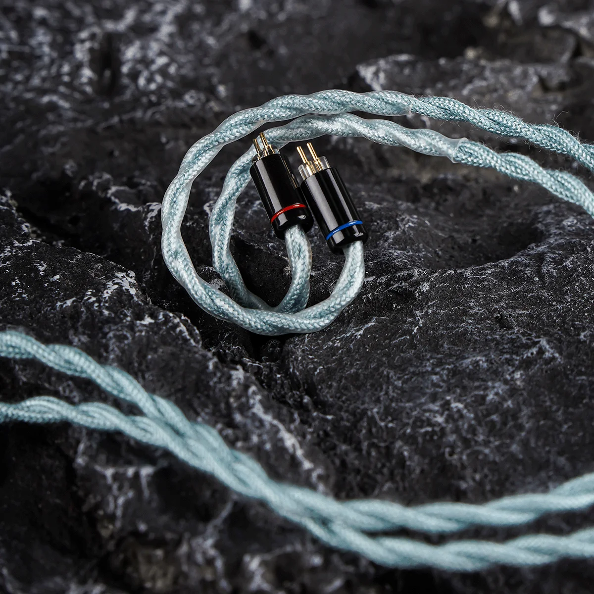 NiceHCK HiFi 2Pin IEM สาย SilkCyan Silver Plated ทองแดงอ่อน + ทองแดงสามสีเปลี่ยนสายสําหรับ Bidong Cadenza 4 Singolo