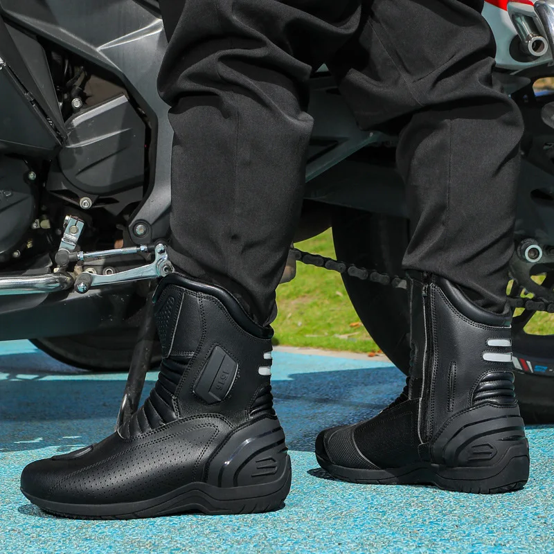 Motorcycle Riding Shoes Non Slip Wear Resistant Boots Waterproof Shock Absorption Comfortable Daily Commute Off Road Shoes