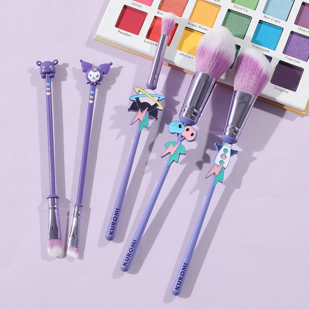 Sanrio Kuromi 5-Piece makyaj fırçası set-süper yumuşak, kızlar için deri kılıf ile sevimli karikatür tasarım-mükemmel hediye fikri