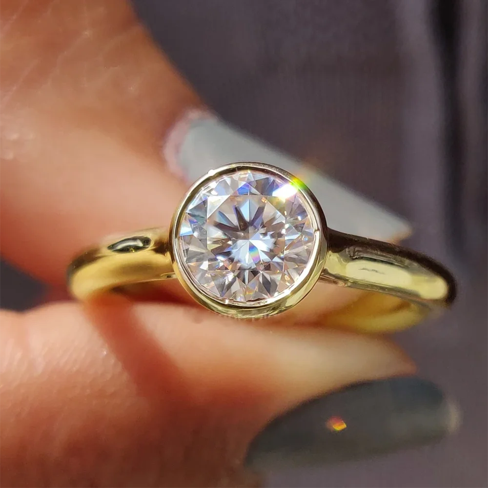 Anello di fidanzamento Moissanite con taglio rotondo certificato GRA 3CT Anello solitario con castone Anelli di nozze con diamanti S925 Gioielleria raffinata in argento per le donne