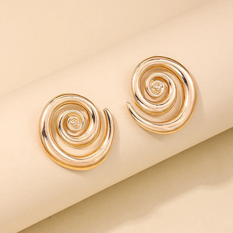 DIEZI Exaggerated Hollow Out Geometric Metal Stud Earrings For Women Girls Party Steampunk Piercing Earrings Accessories Jewelry