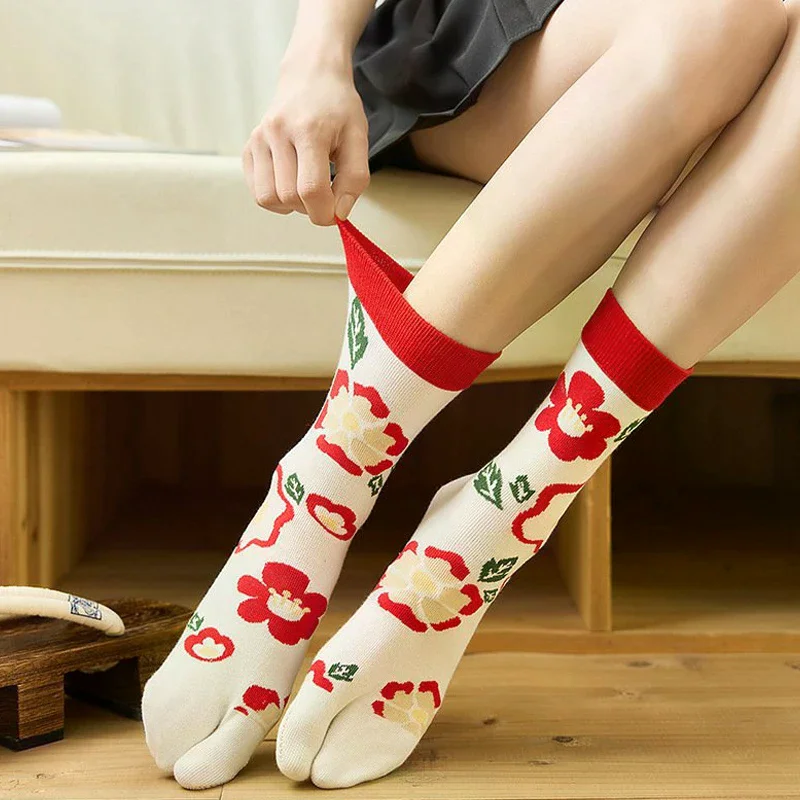 

Красочные женские носки-таби из чесаного хлопка с мультяшным рисунком: виноград, волны, карп, японский стиль Харадзюку, забавные, милые, для сандалий