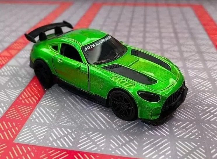 لعبة سيارة للأولاد مصنوعة من خليط معدني، لعبة سيارة رياضية واقعية للسباق، وظيفة التراجع للأطفال